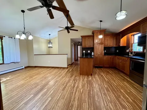 4 Tandy Road Deerfield NH 03037
