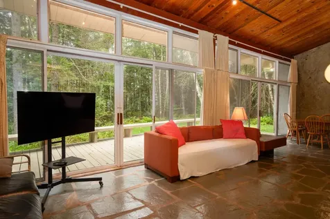 22 Loop Road Winhall VT 05340