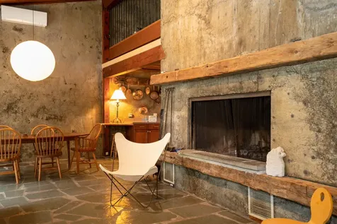22 Loop Road Winhall VT 05340