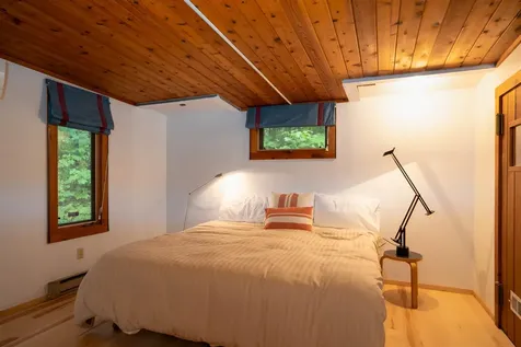 22 Loop Road Winhall VT 05340