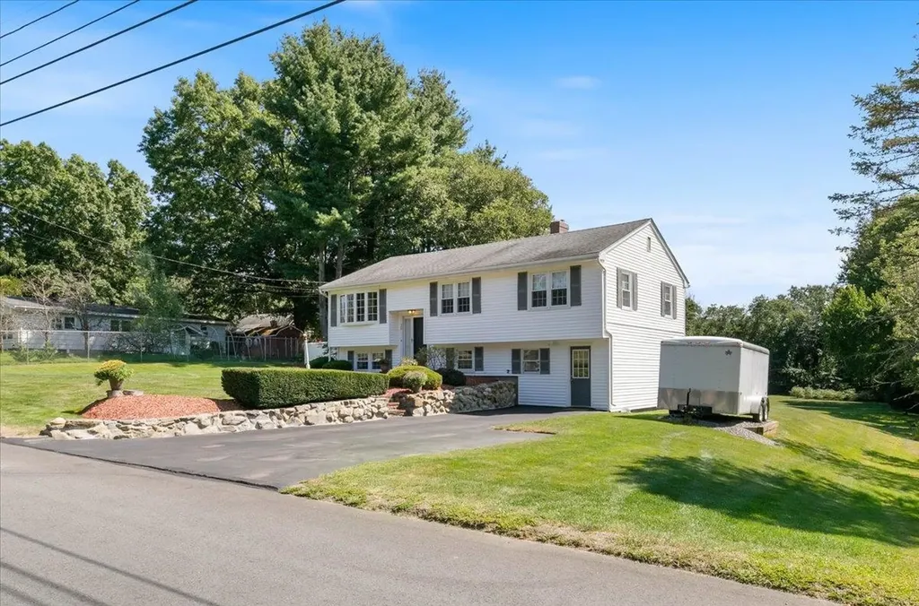 30 S Cross Road Haverhill MA 01835