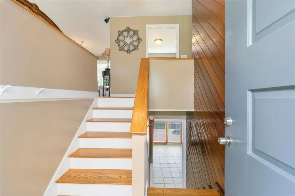 30 S Cross Road Haverhill MA 01835