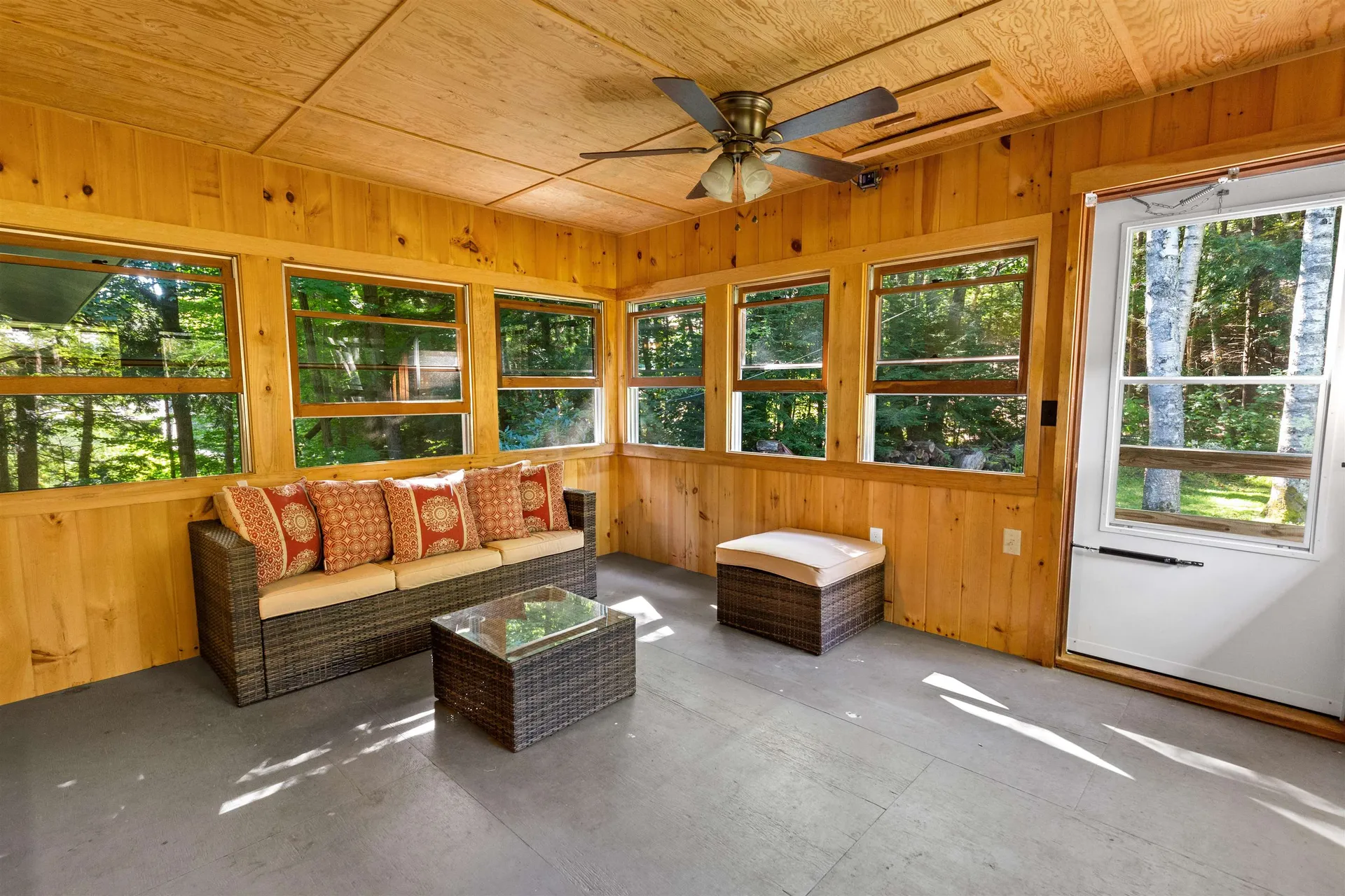 11 Maple Street Plymouth NH 03264