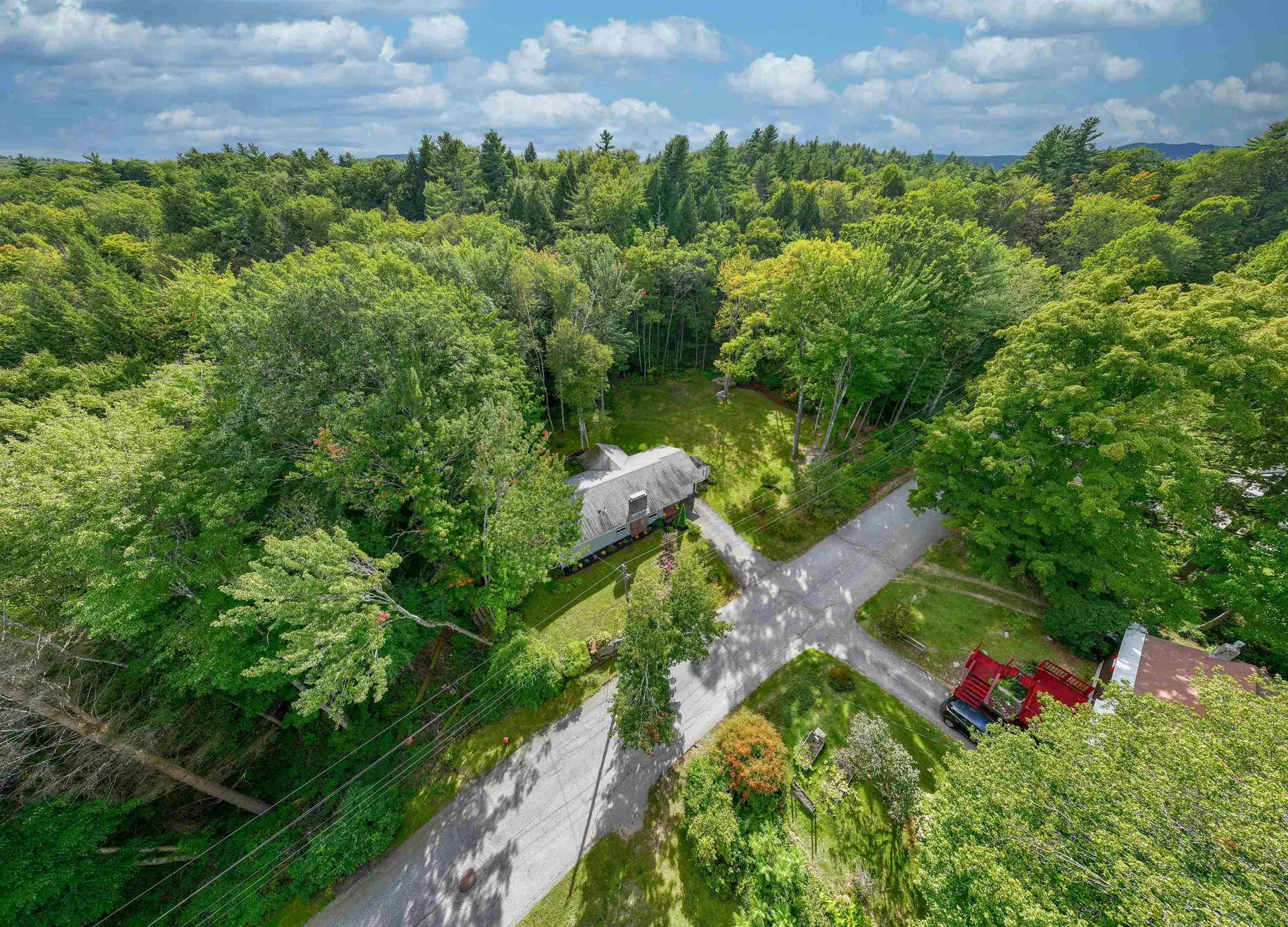 11 Maple Street Plymouth NH 03264