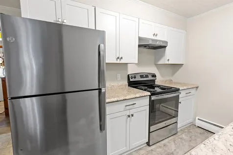 11 Maple Street Plymouth NH 03264