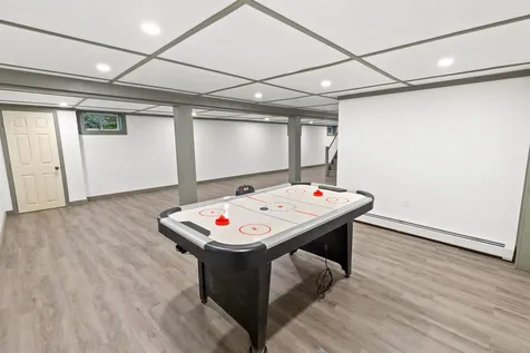 11 Maple Street Plymouth NH 03264