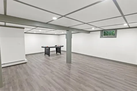 11 Maple Street Plymouth NH 03264