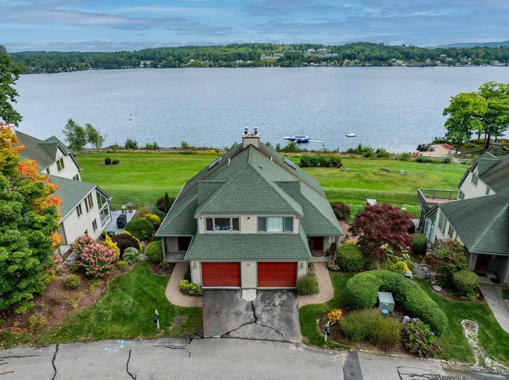 24 Heron Trace Laconia NH 03246
