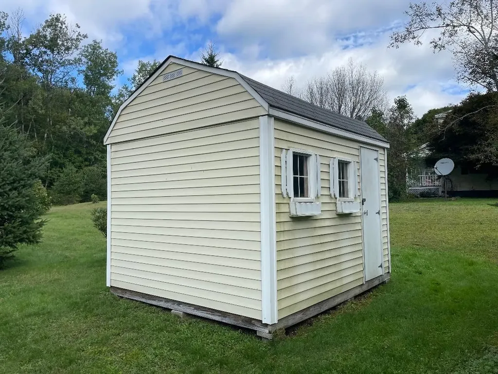 146 Brookside Drive Stamford VT 05352