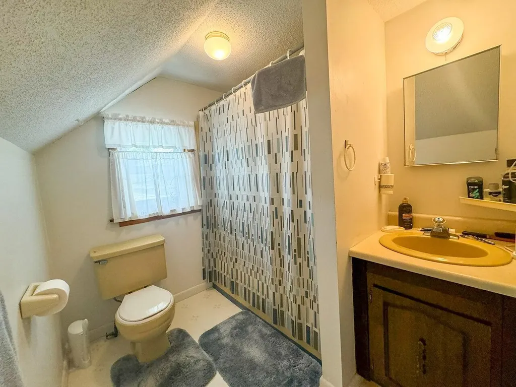26 Clifford Street Winooski VT 05404