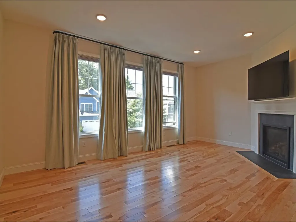 304 O'brien Farm Road South Burlington VT 05403