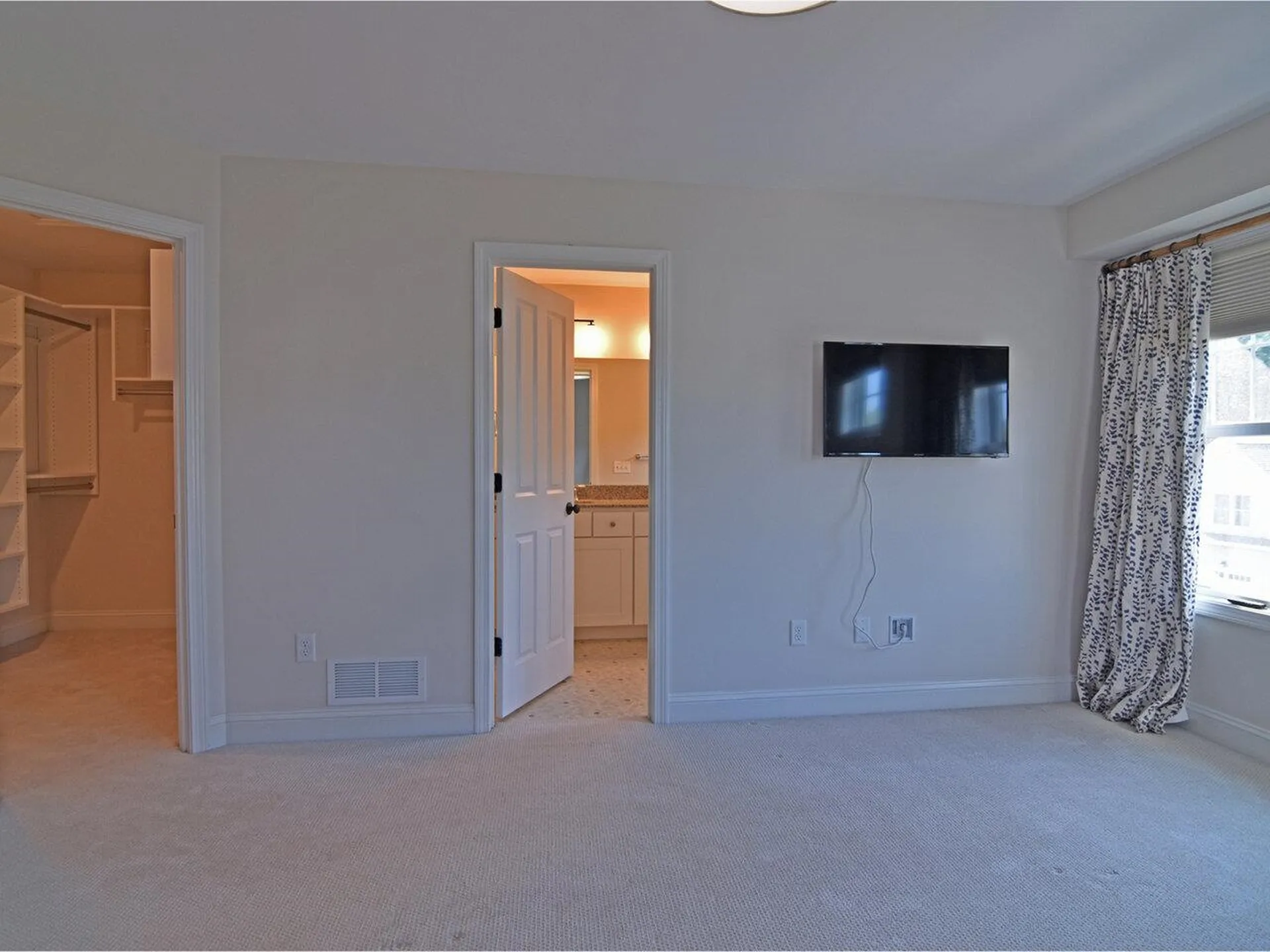 304 O'brien Farm Road South Burlington VT 05403