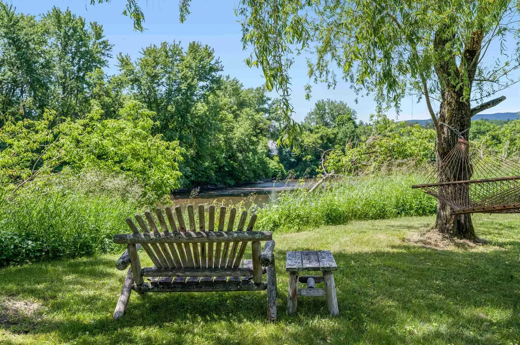 5 Healy Court Waterbury VT 05676