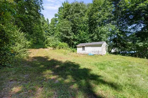 9 Bartlett Road Derry NH 03038