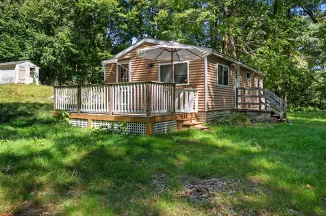 9 Bartlett Road Derry NH 03038