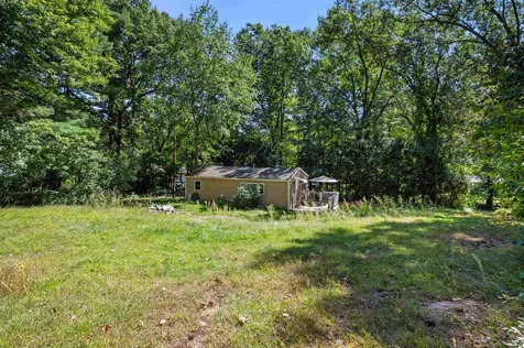 9 Bartlett Road Derry NH 03038