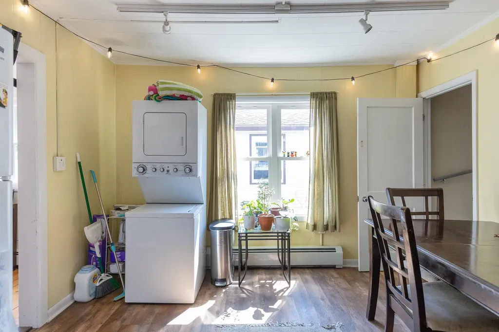 197-199 North Champlain Street Burlington VT 05401