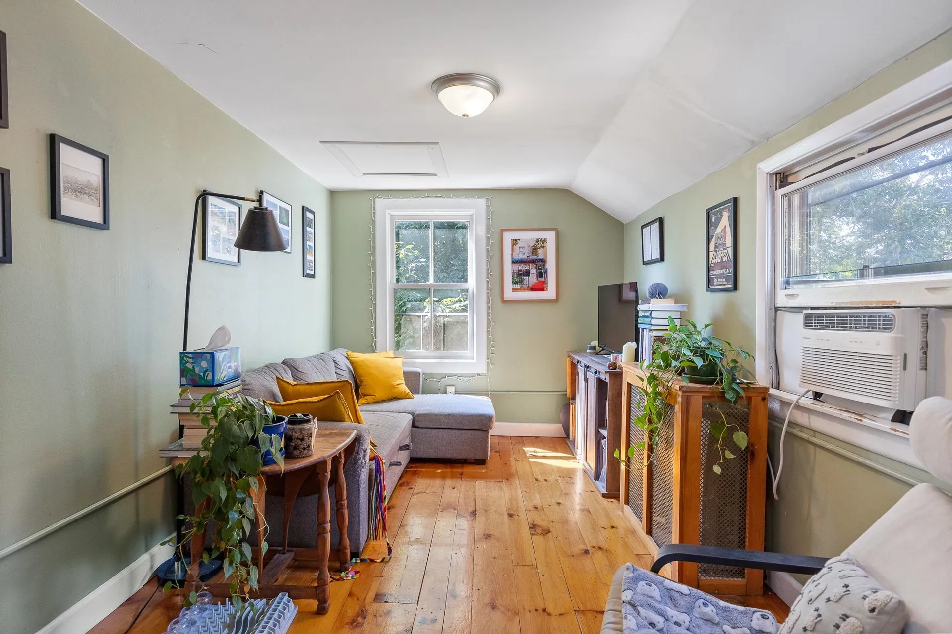 197-199 North Champlain Street Burlington VT 05401