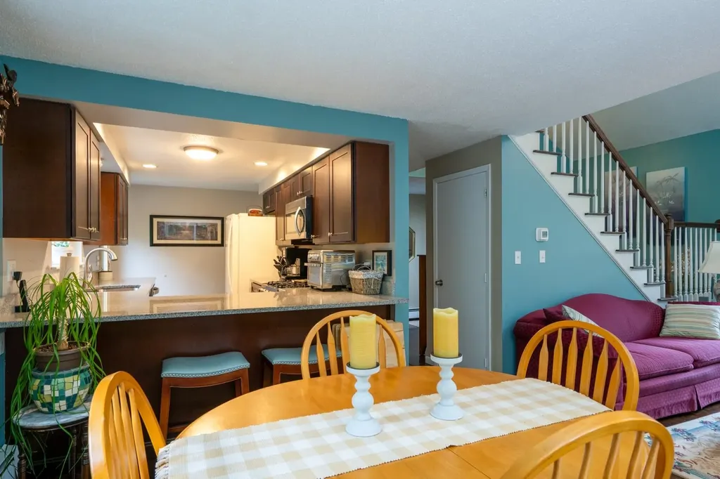 6 Temple Drive Litchfield NH 03052