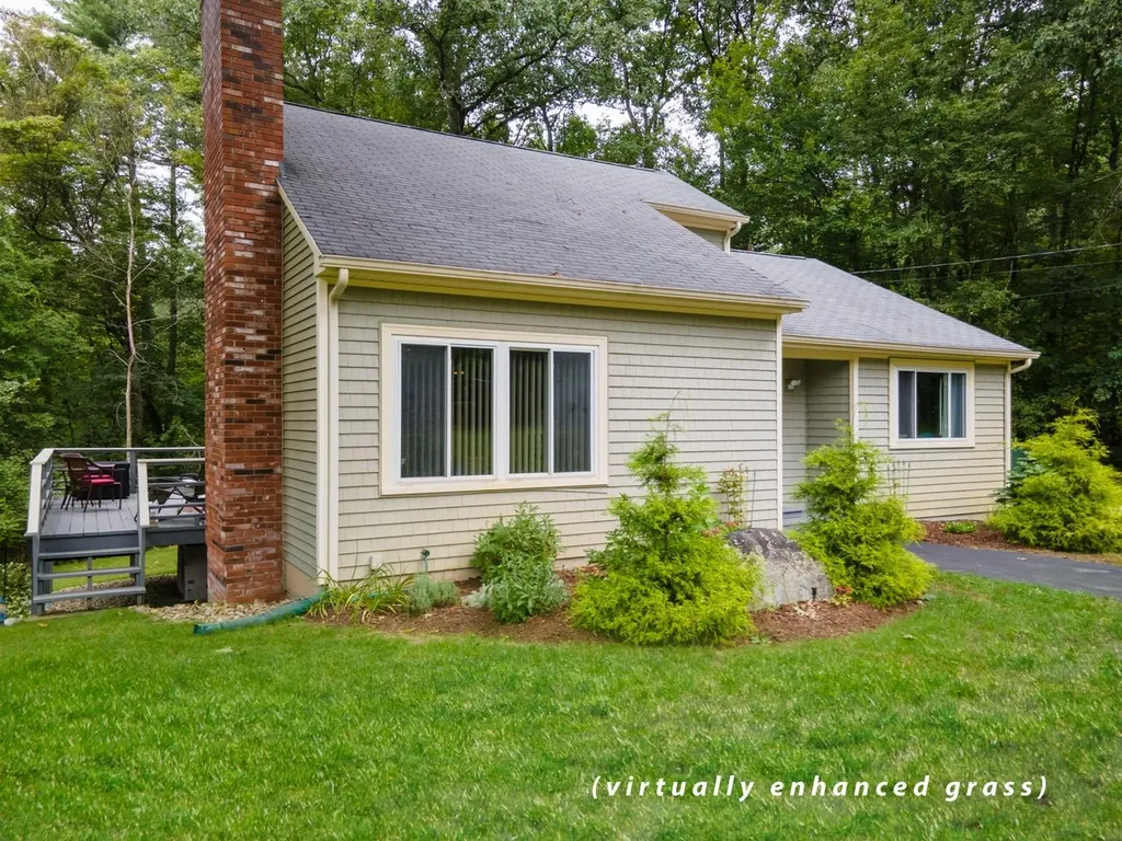 6 Temple Drive Litchfield NH 03052