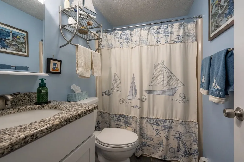 6 Temple Drive Litchfield NH 03052
