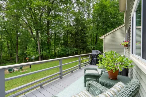 6 Temple Drive Litchfield NH 03052