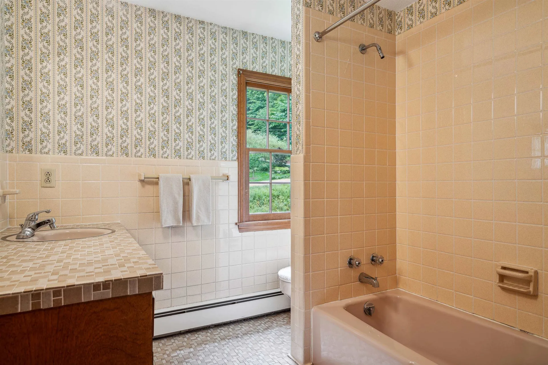 33 Rayton Road Hanover NH 03755