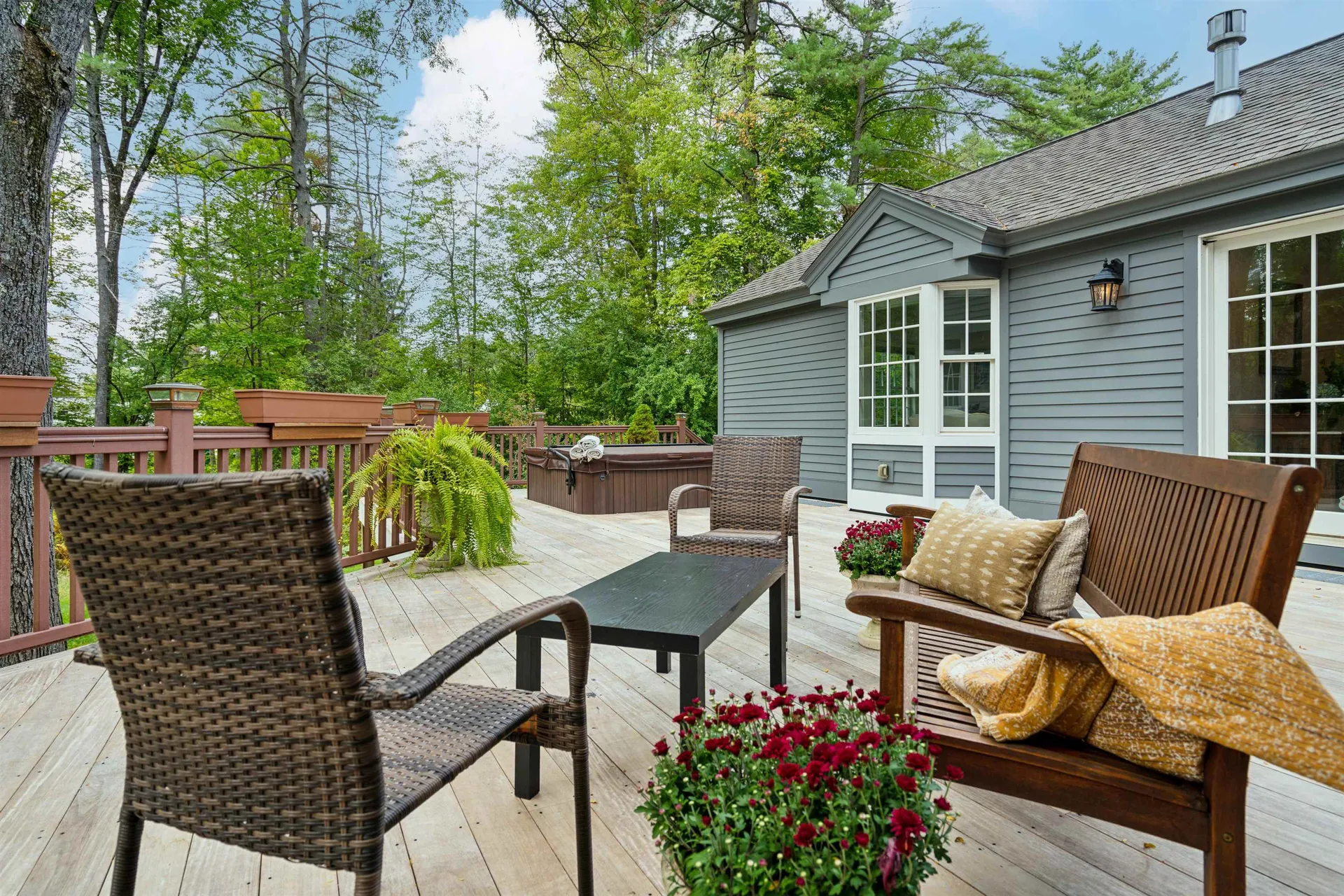 33 Rayton Road Hanover NH 03755