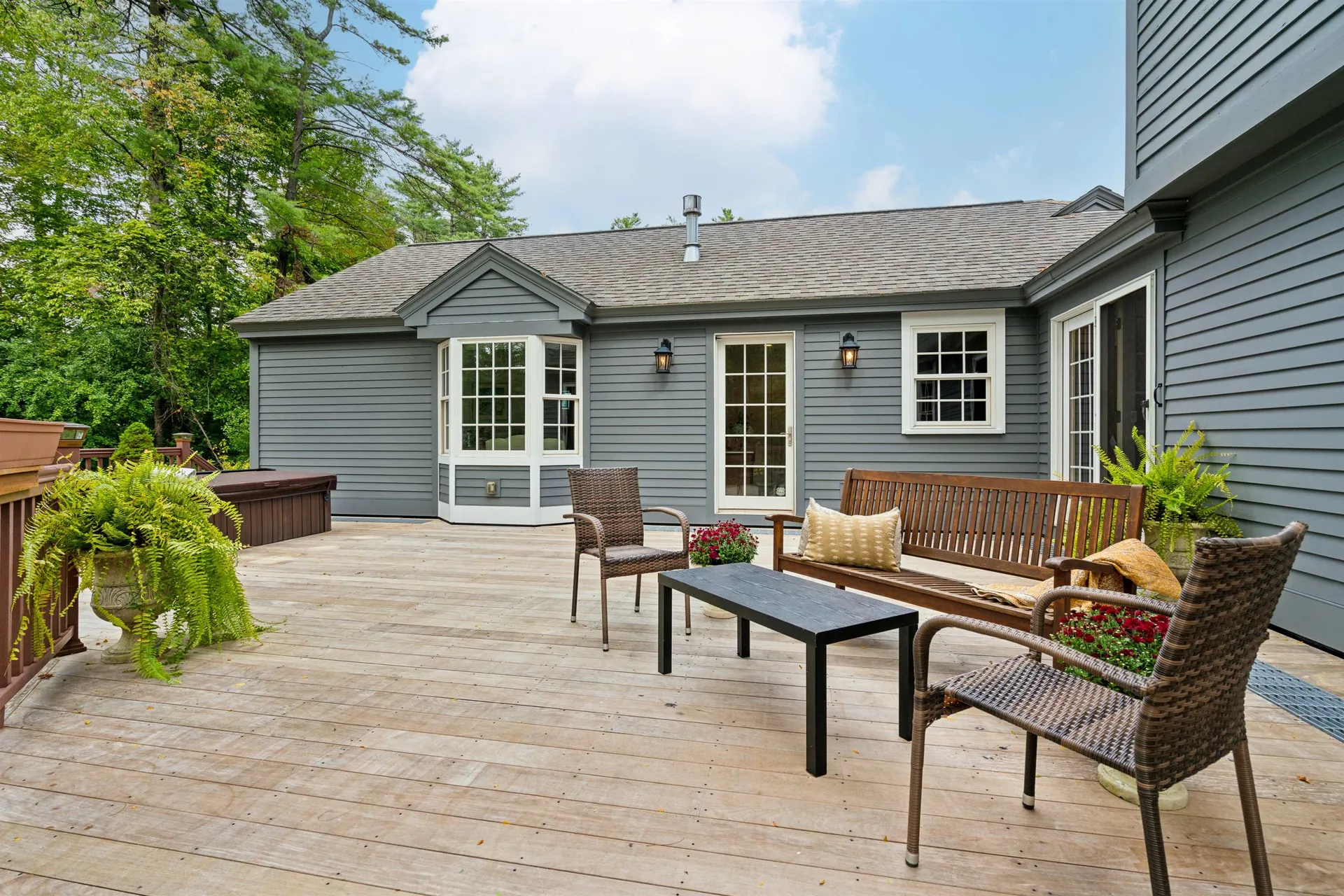 33 Rayton Road Hanover NH 03755