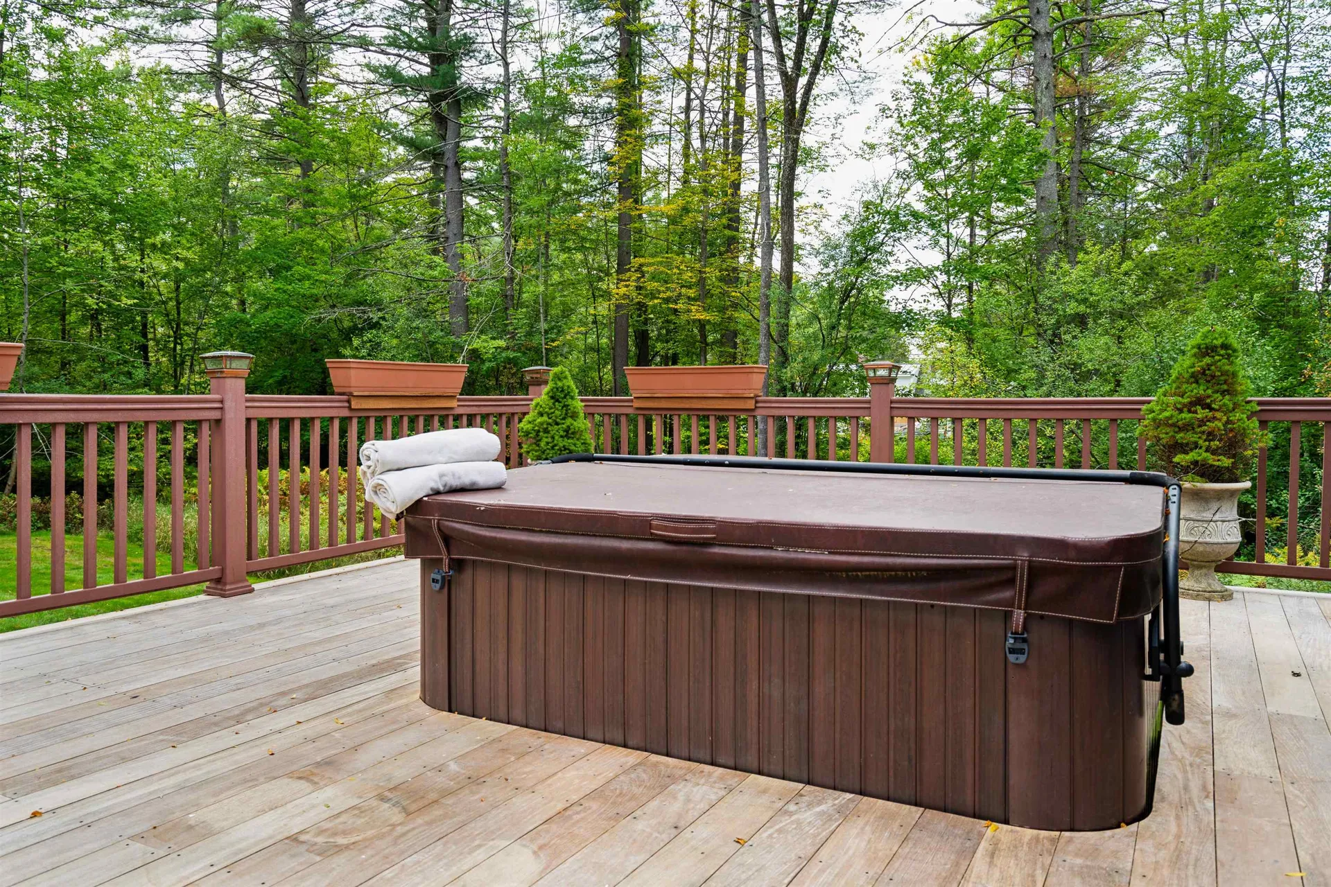 33 Rayton Road Hanover NH 03755