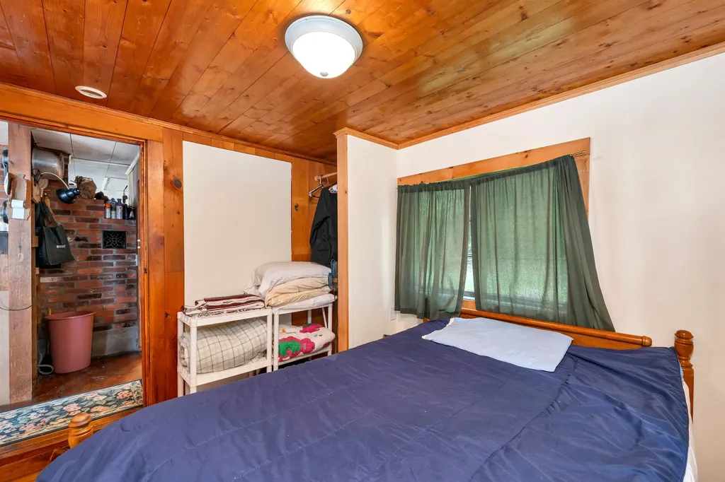 47 Pot O Beans Road Moultonborough NH 03254