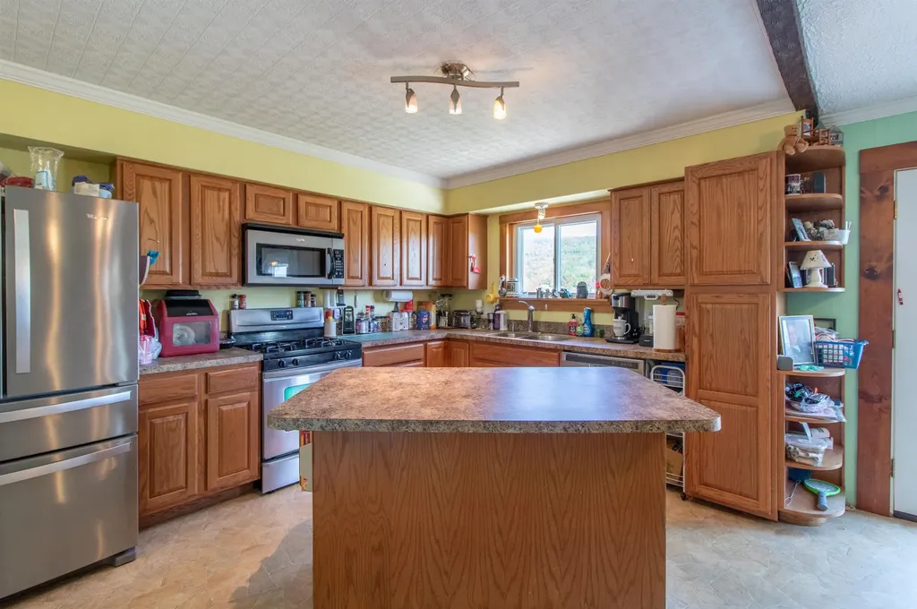 47 Creamery Street Brighton VT 05846