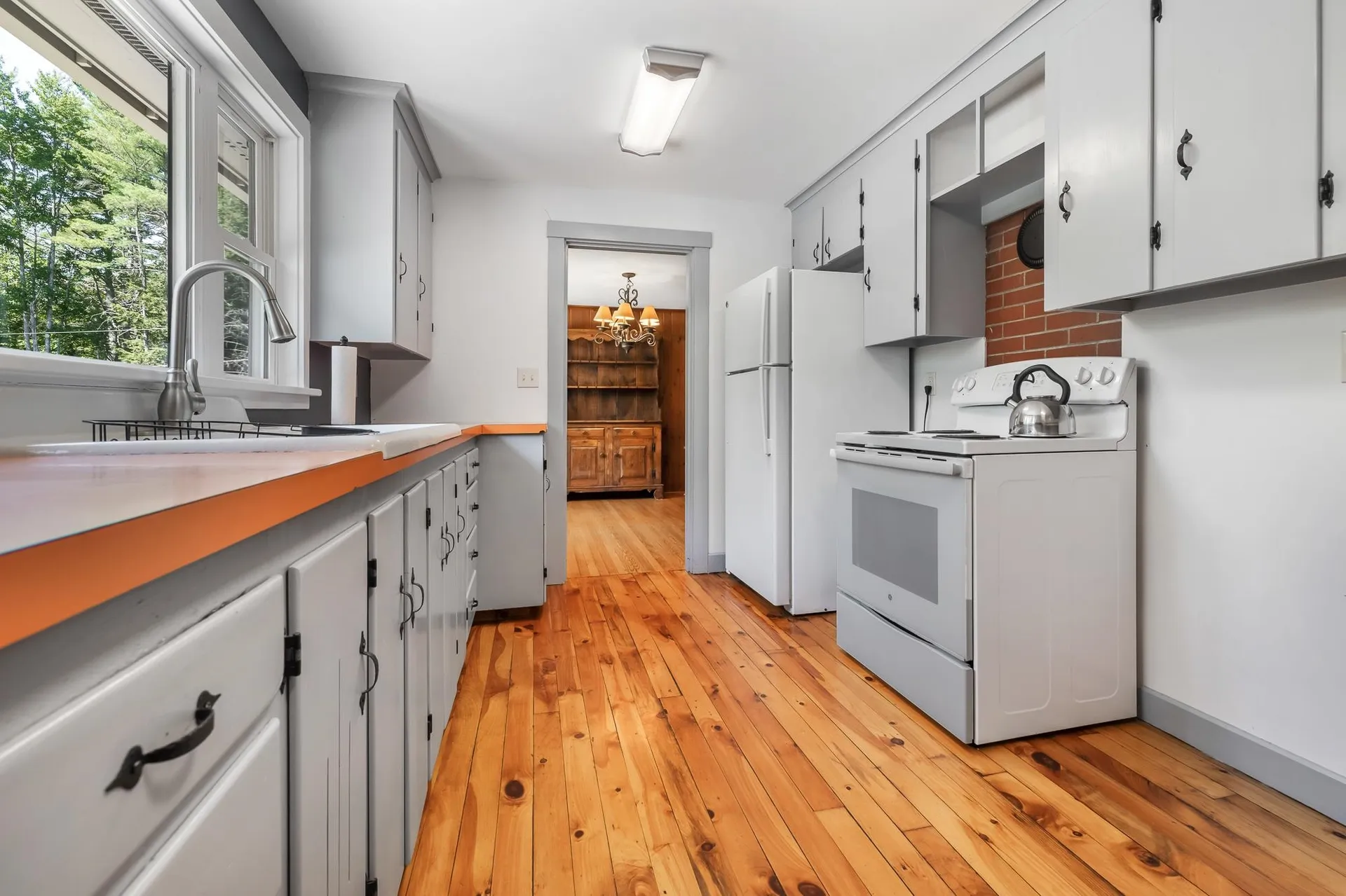 33 West Court Road Sunapee NH 03782