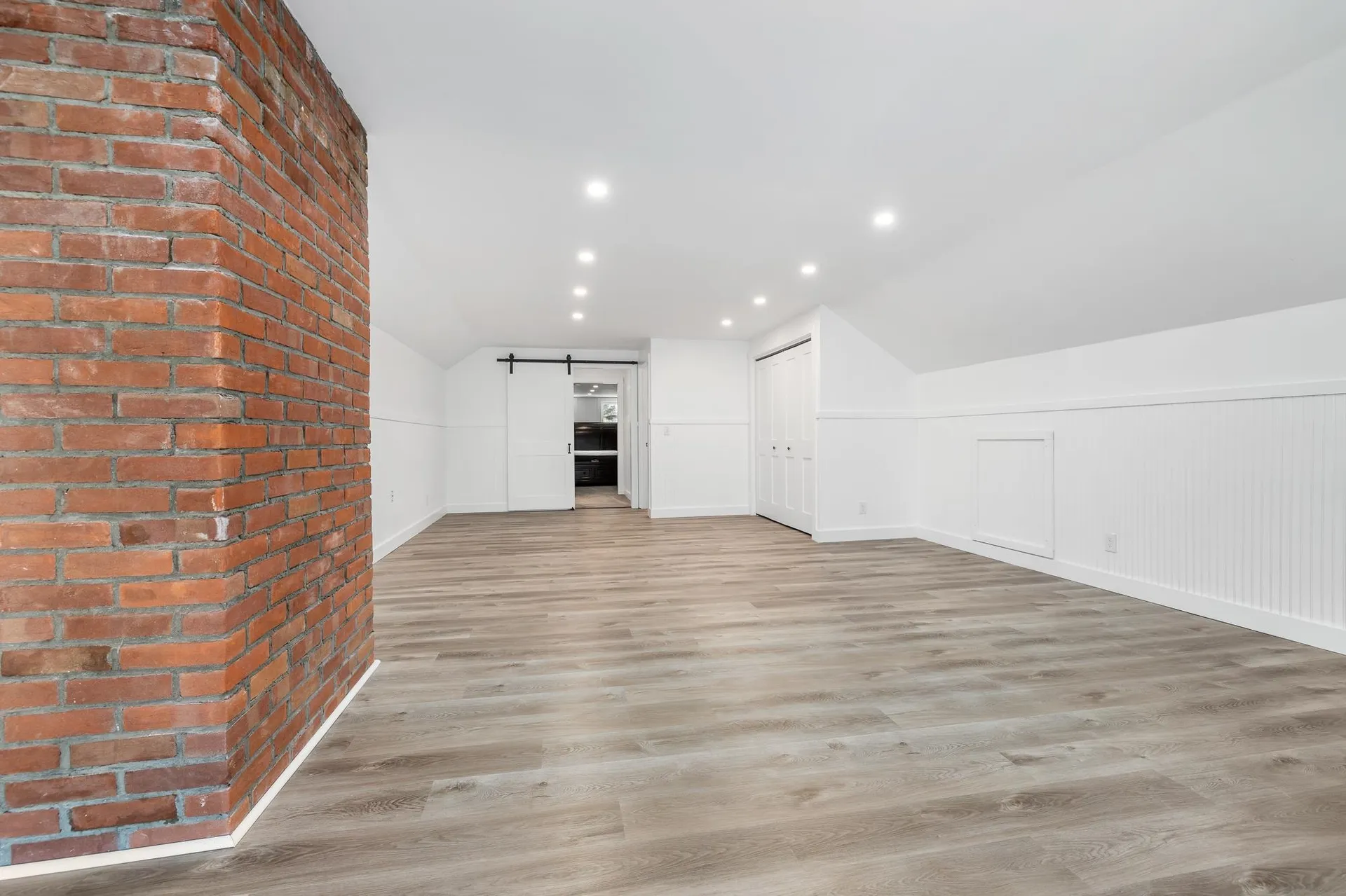 33 West Court Road Sunapee NH 03782