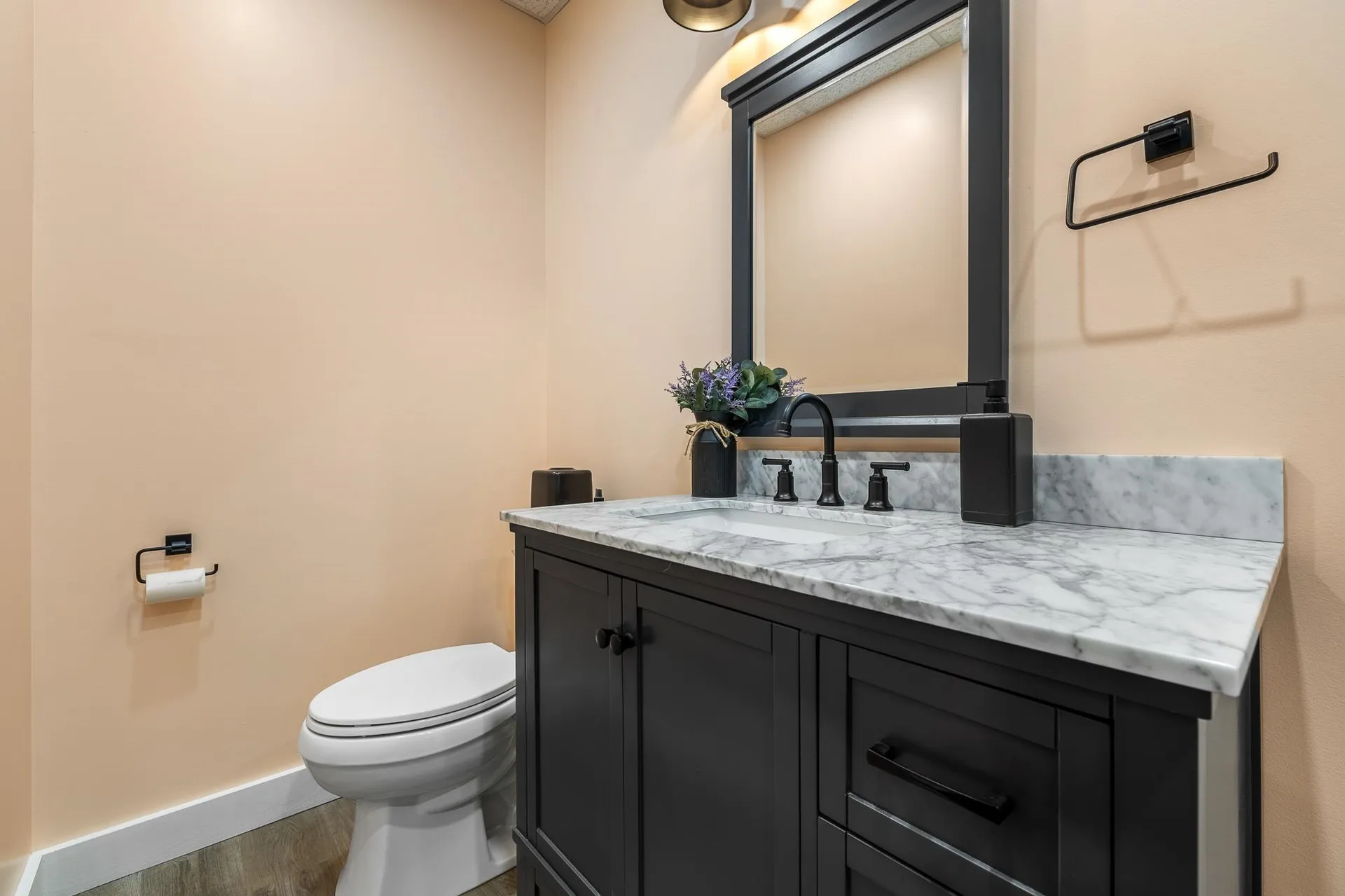 33 West Court Road Sunapee NH 03782