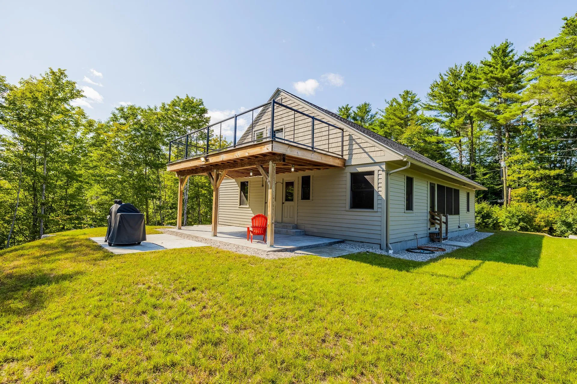 33 West Court Road Sunapee NH 03782