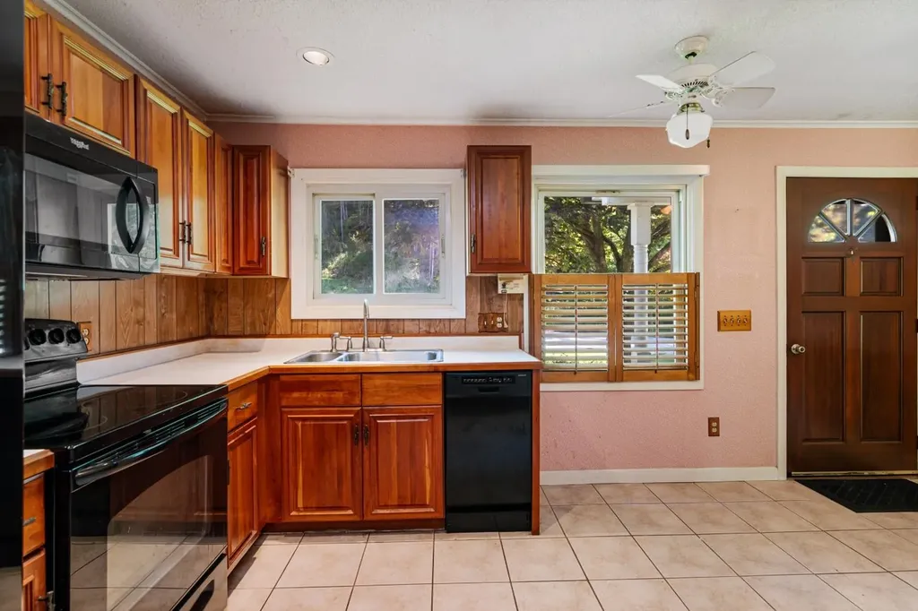 42 Maplewood Avenue Barre City VT 05641