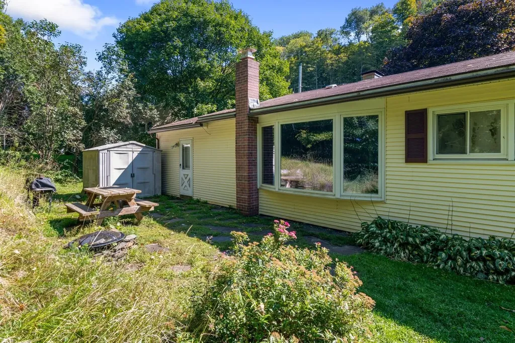 42 Maplewood Avenue Barre City VT 05641