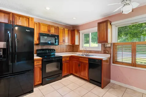 42 Maplewood Avenue Barre City VT 05641