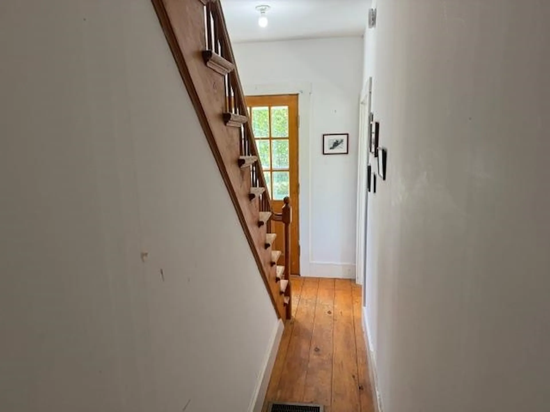 28 Edsall Road Greensboro VT 05841