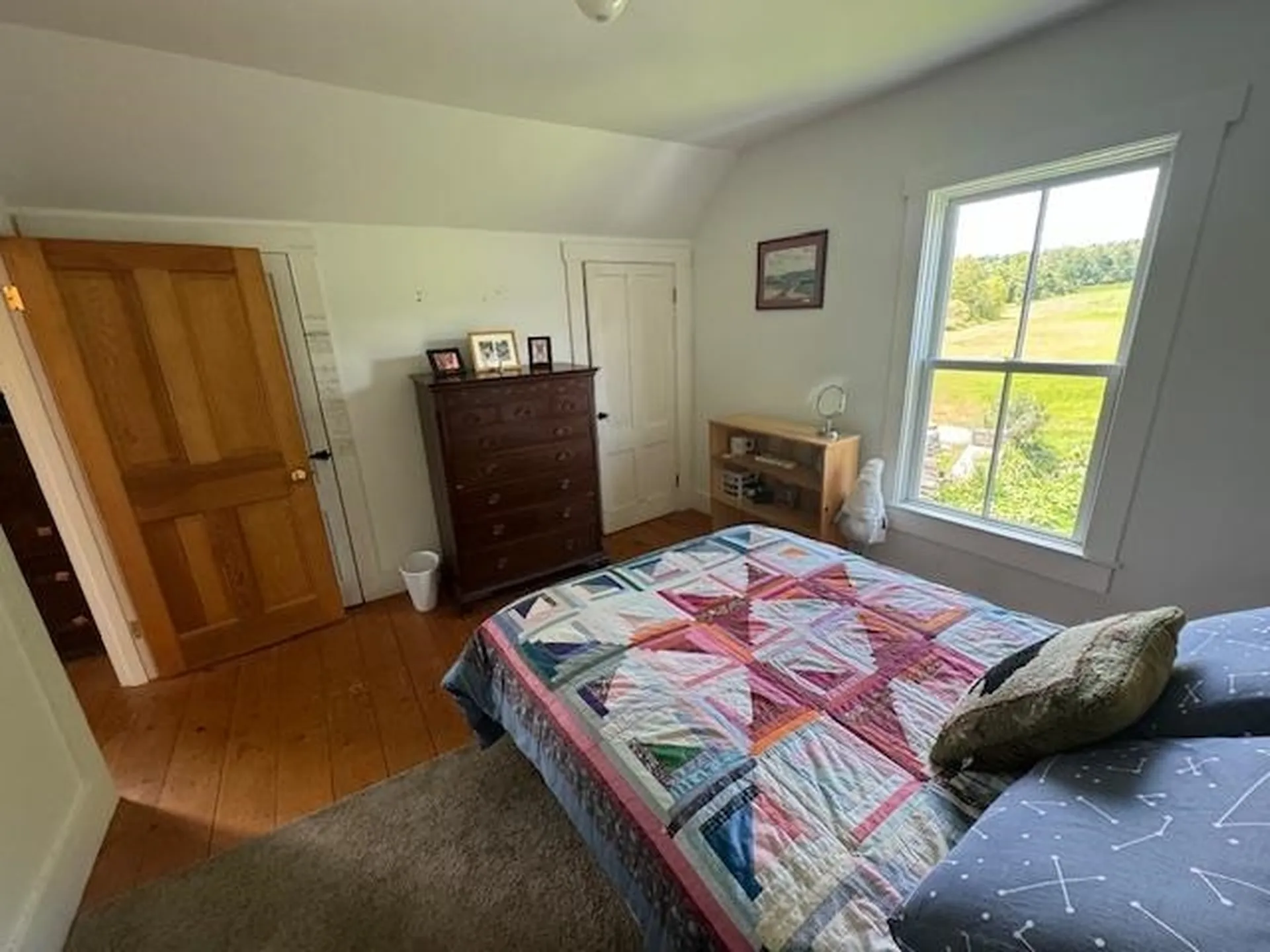 28 Edsall Road Greensboro VT 05841