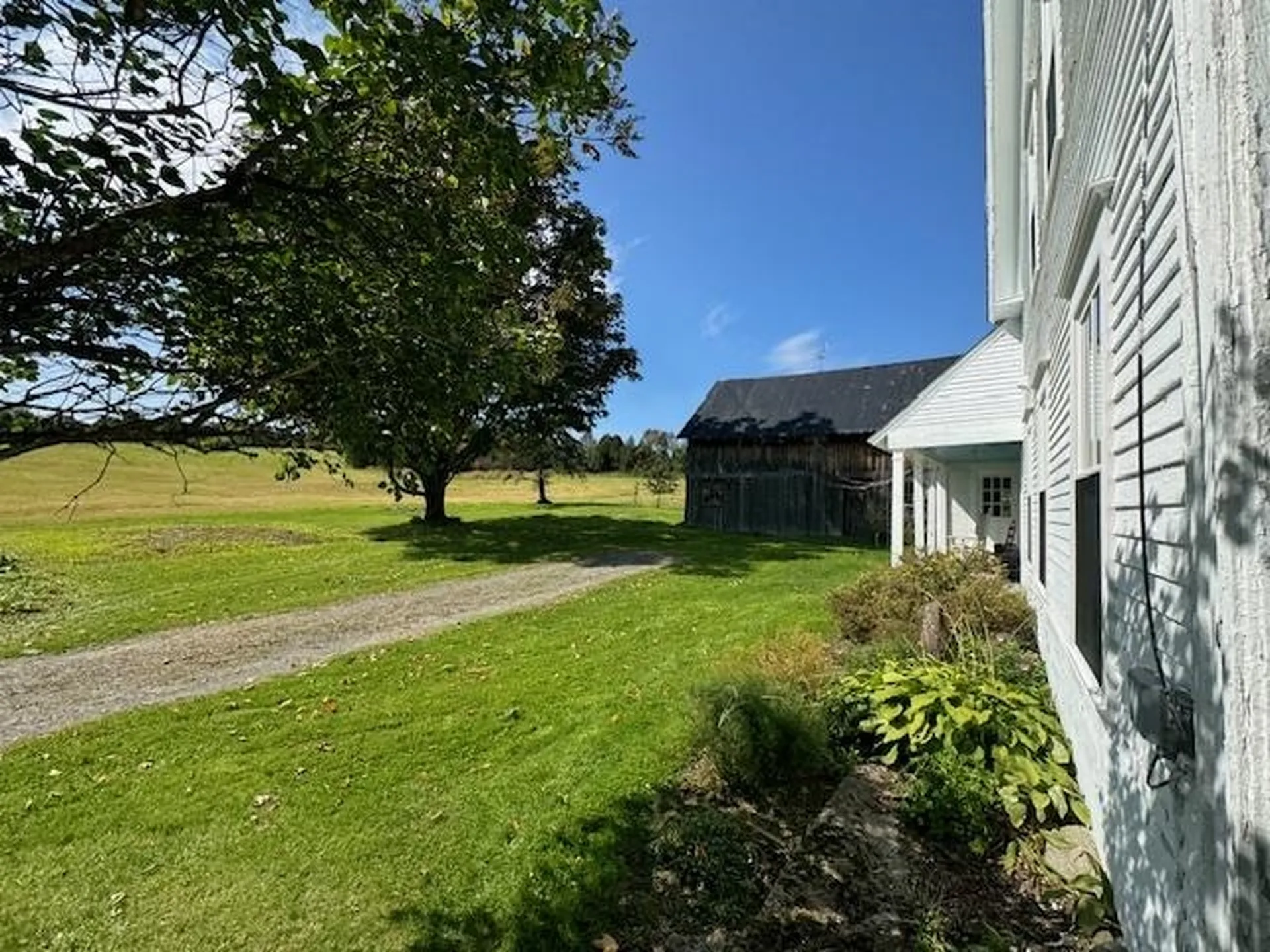 28 Edsall Road Greensboro VT 05841