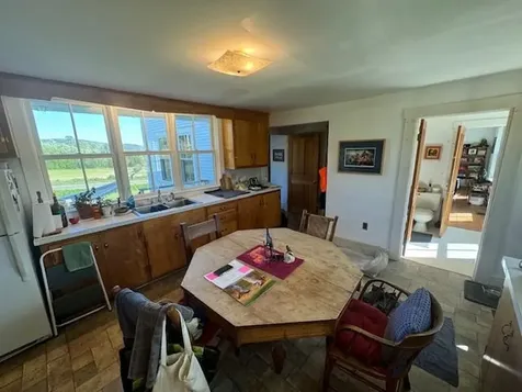28 Edsall Road Greensboro VT 05841