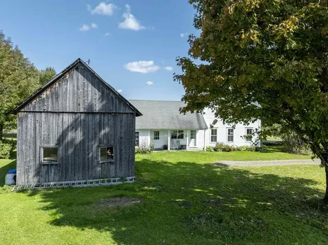 28 Edsall Road Greensboro VT 05841