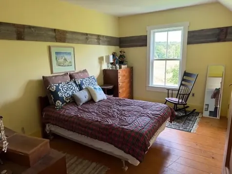 28 Edsall Road Greensboro VT 05841