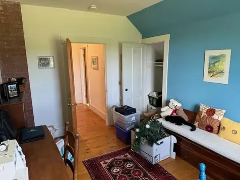 28 Edsall Road Greensboro VT 05841