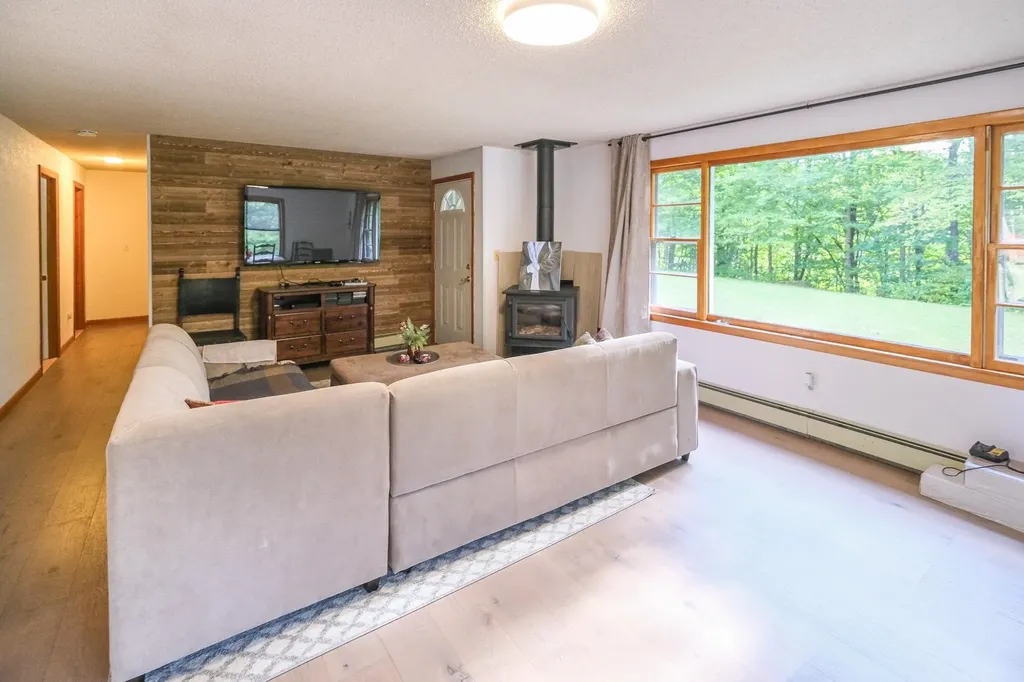 784 Route 103 N Chester VT 05143