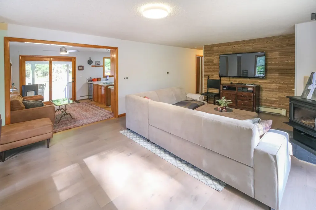 784 Route 103 N Chester VT 05143