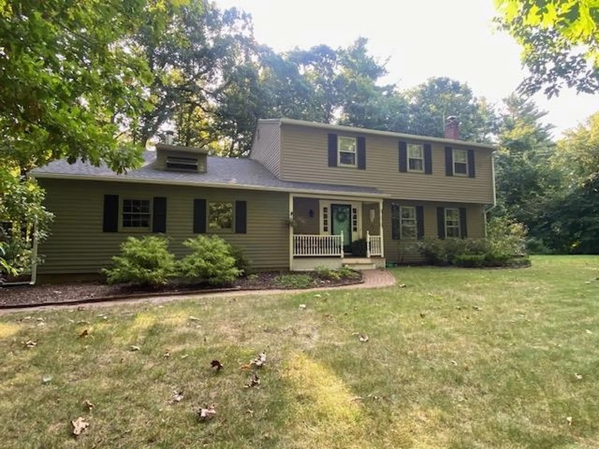 18 Dianna Road Londonderry NH 03053