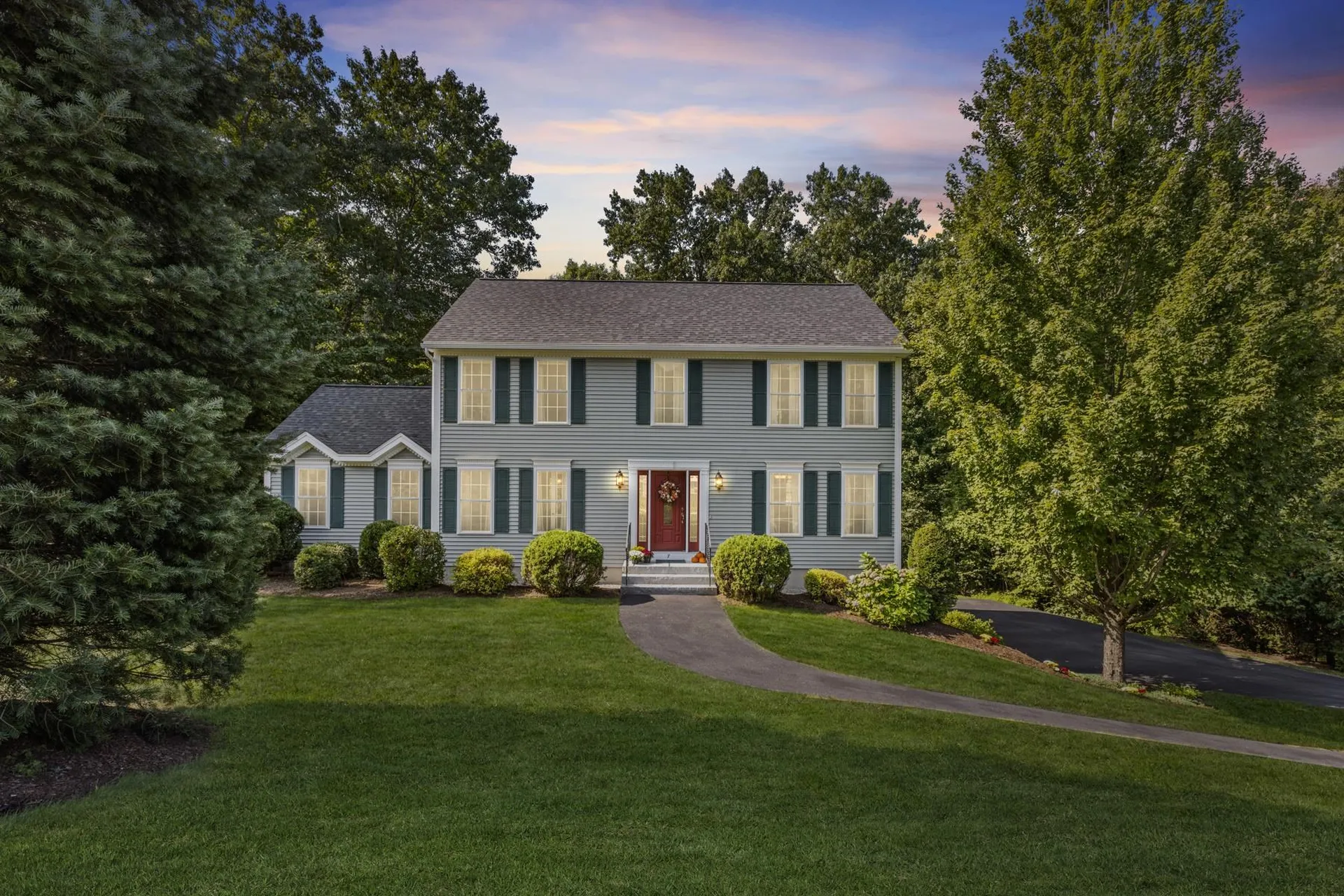 7 Greystone Terrace Hooksett NH 03106